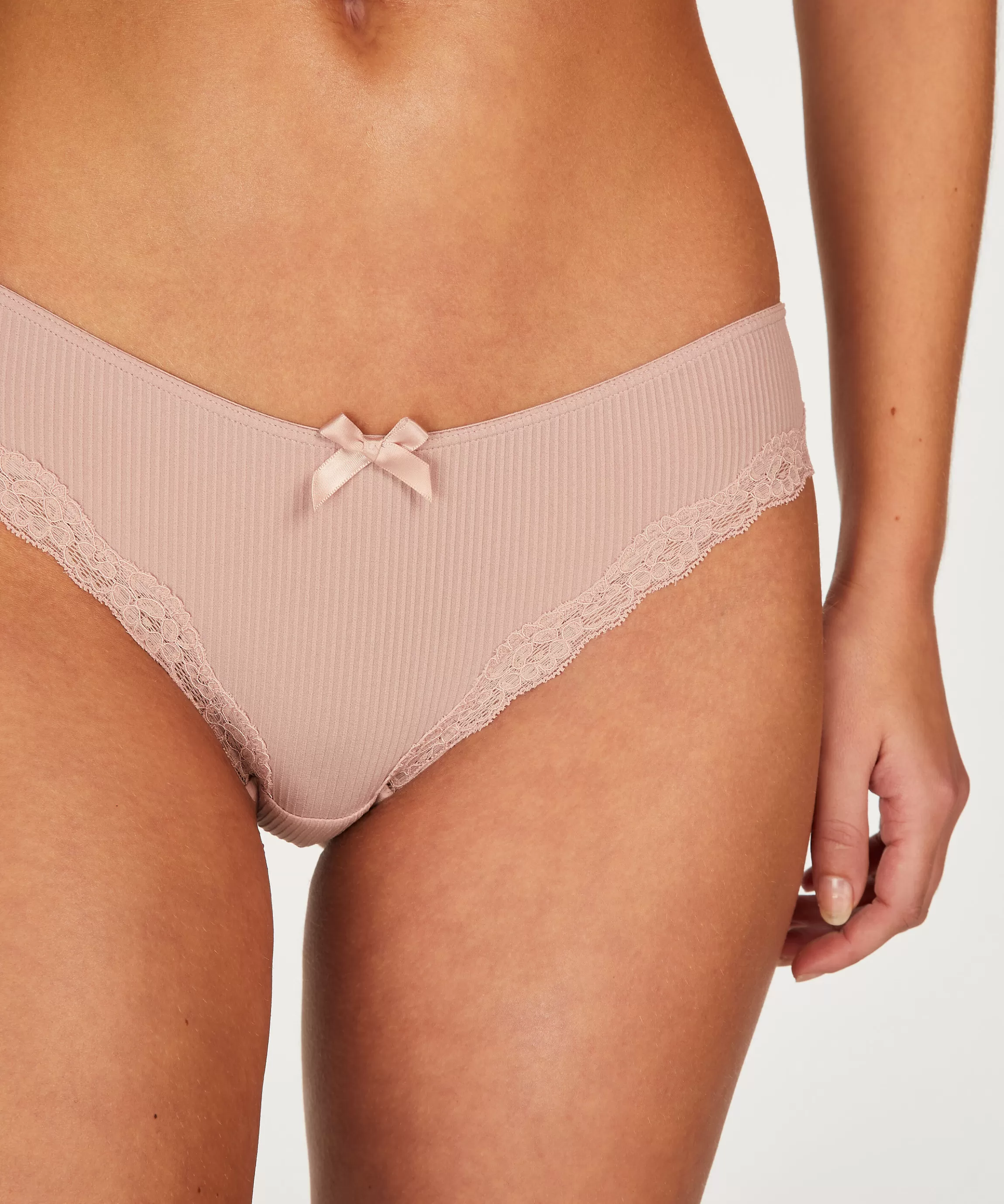 Hunkemöller Brazilians & V-Shapes*Brazilian Lola Roze