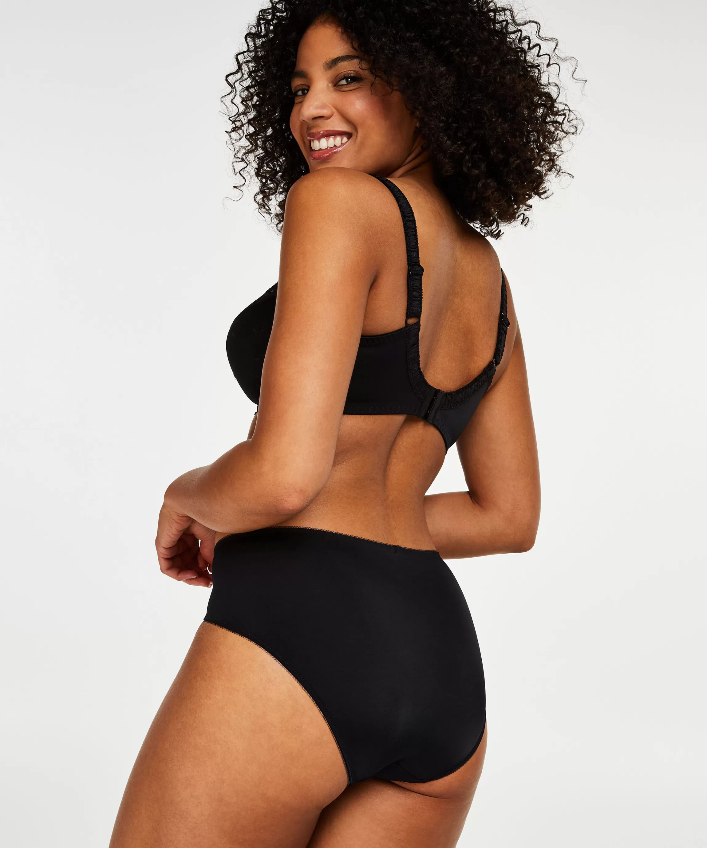 Hunkemöller Hoge Taille Slips*Hoge Slip Diva Zwart
