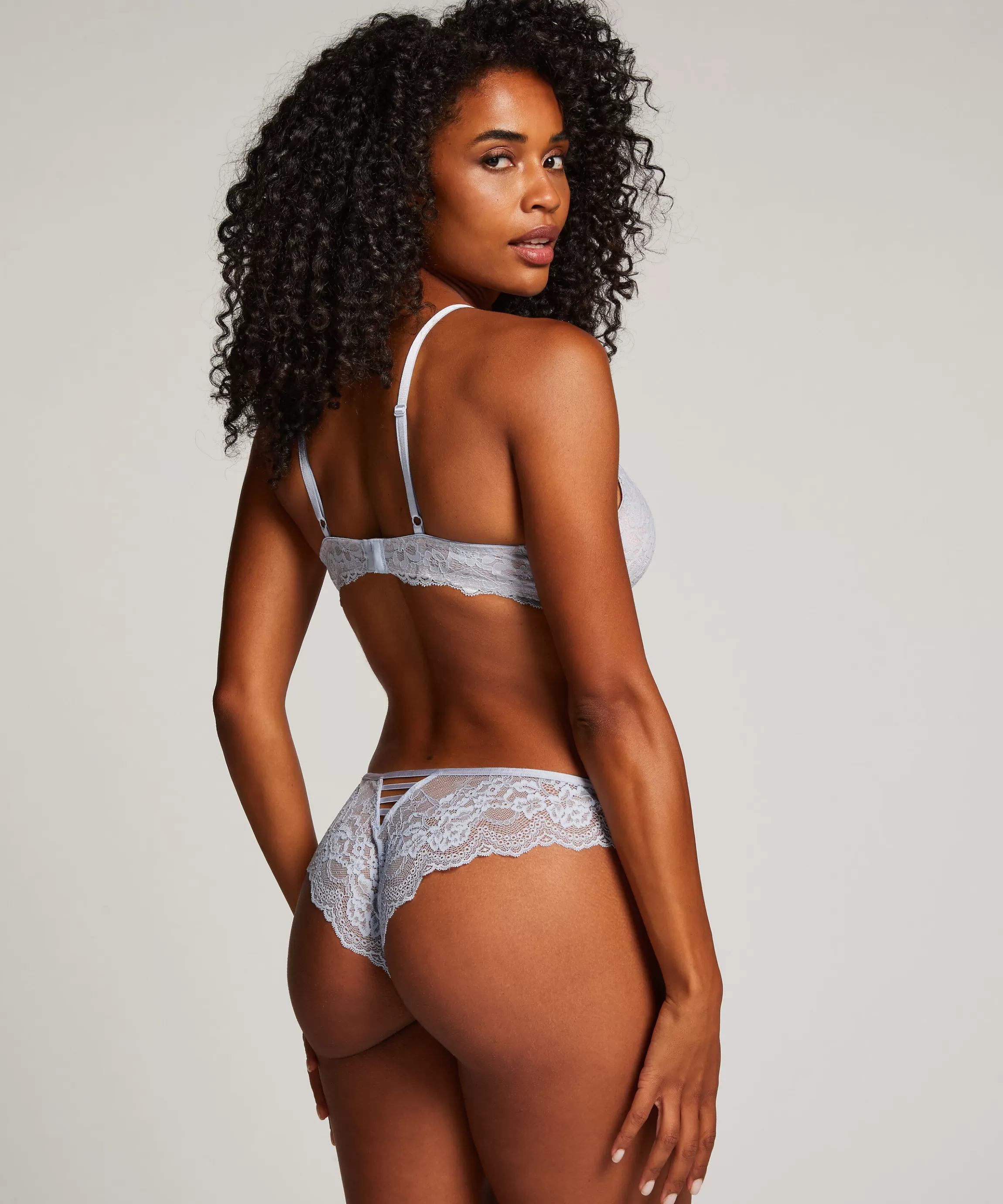 Hunkemöller Brazilians & V-Shapes*Hoog Uitgesneden Brazilian Belle Blauw