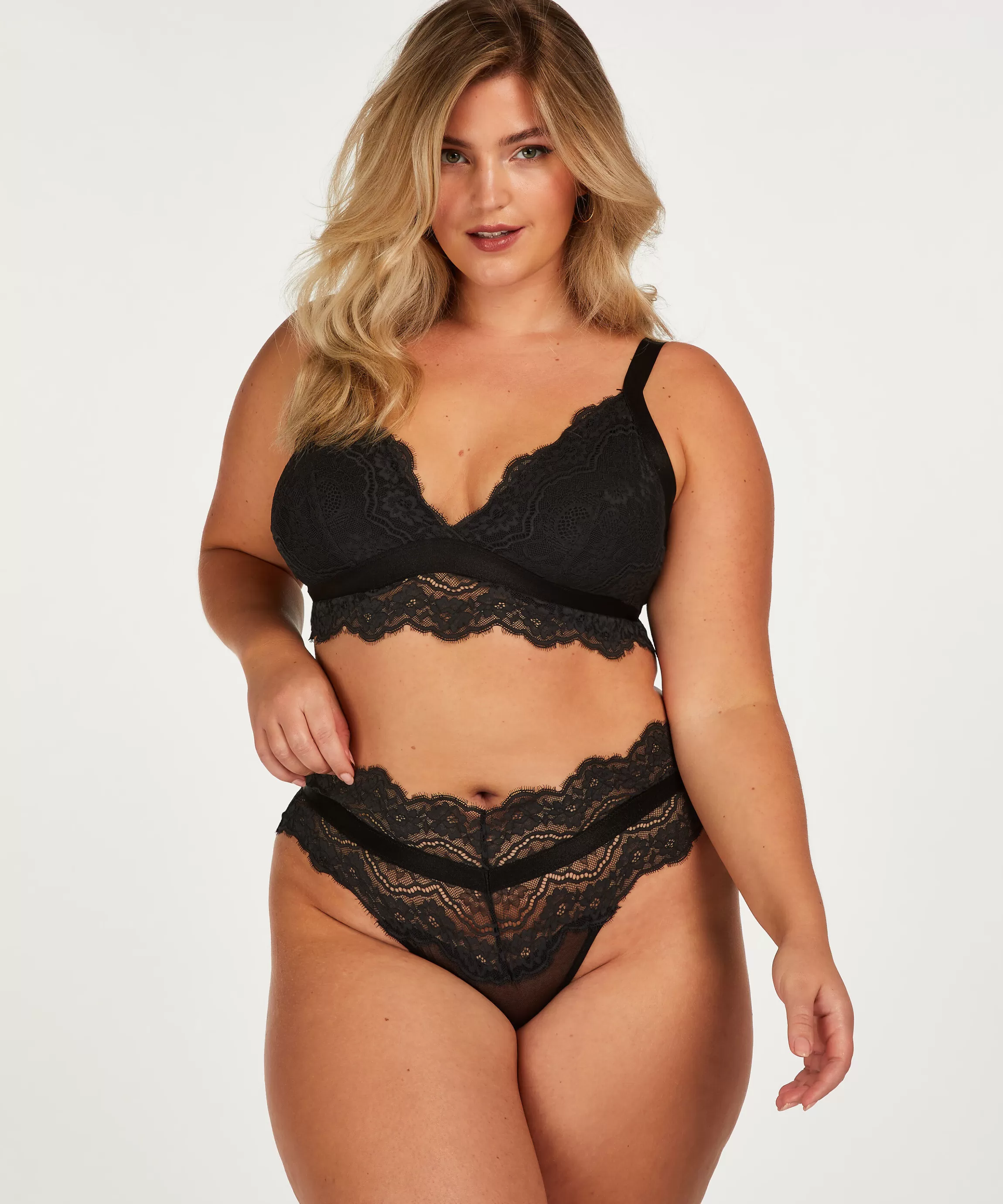 Hunkemöller Strings & Boxerstrings*Hoog Uitgesneden Brazilian Renee Zwart