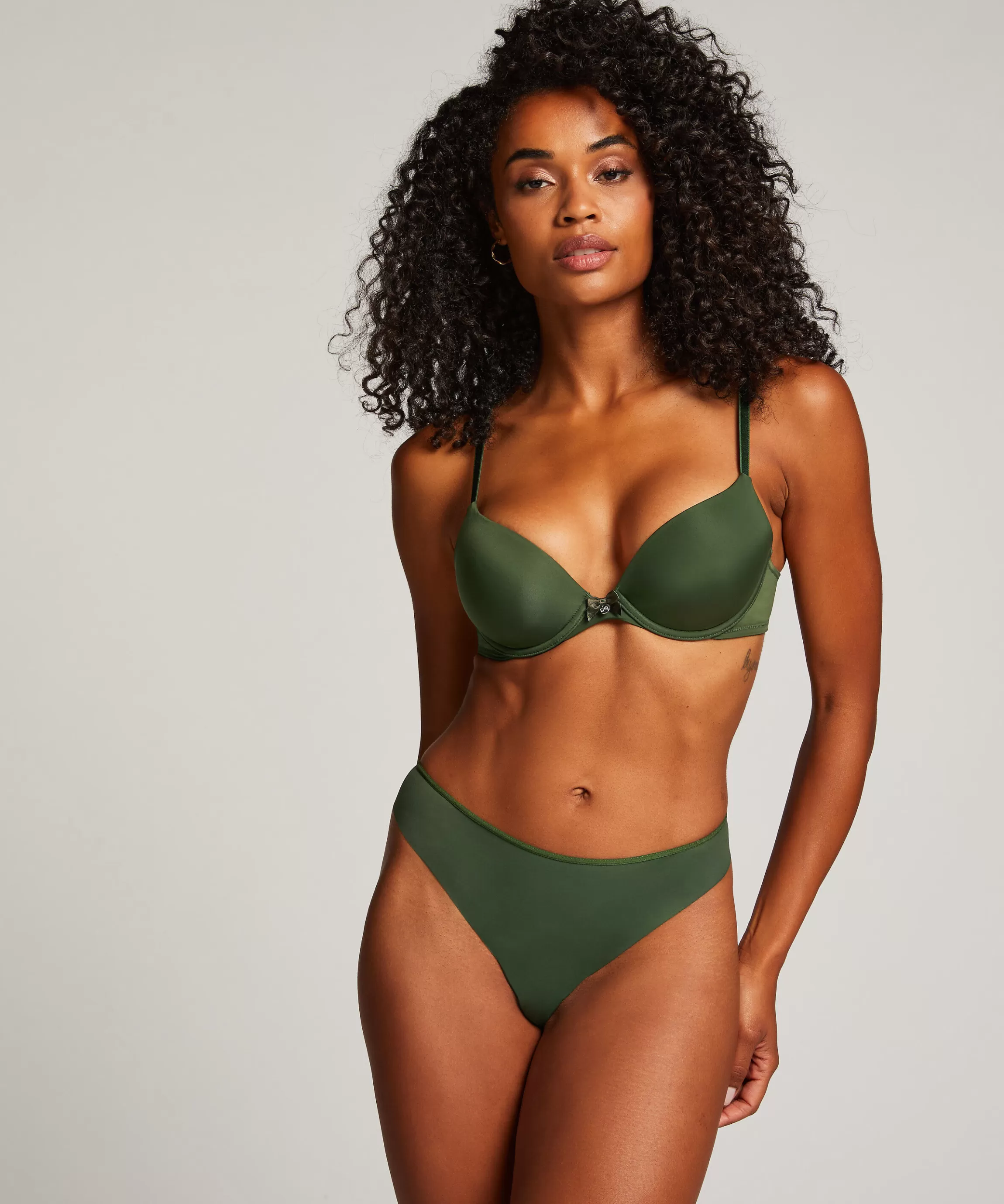 Hunkemöller Strings & Boxerstrings*Invisible String Lace Back Groen