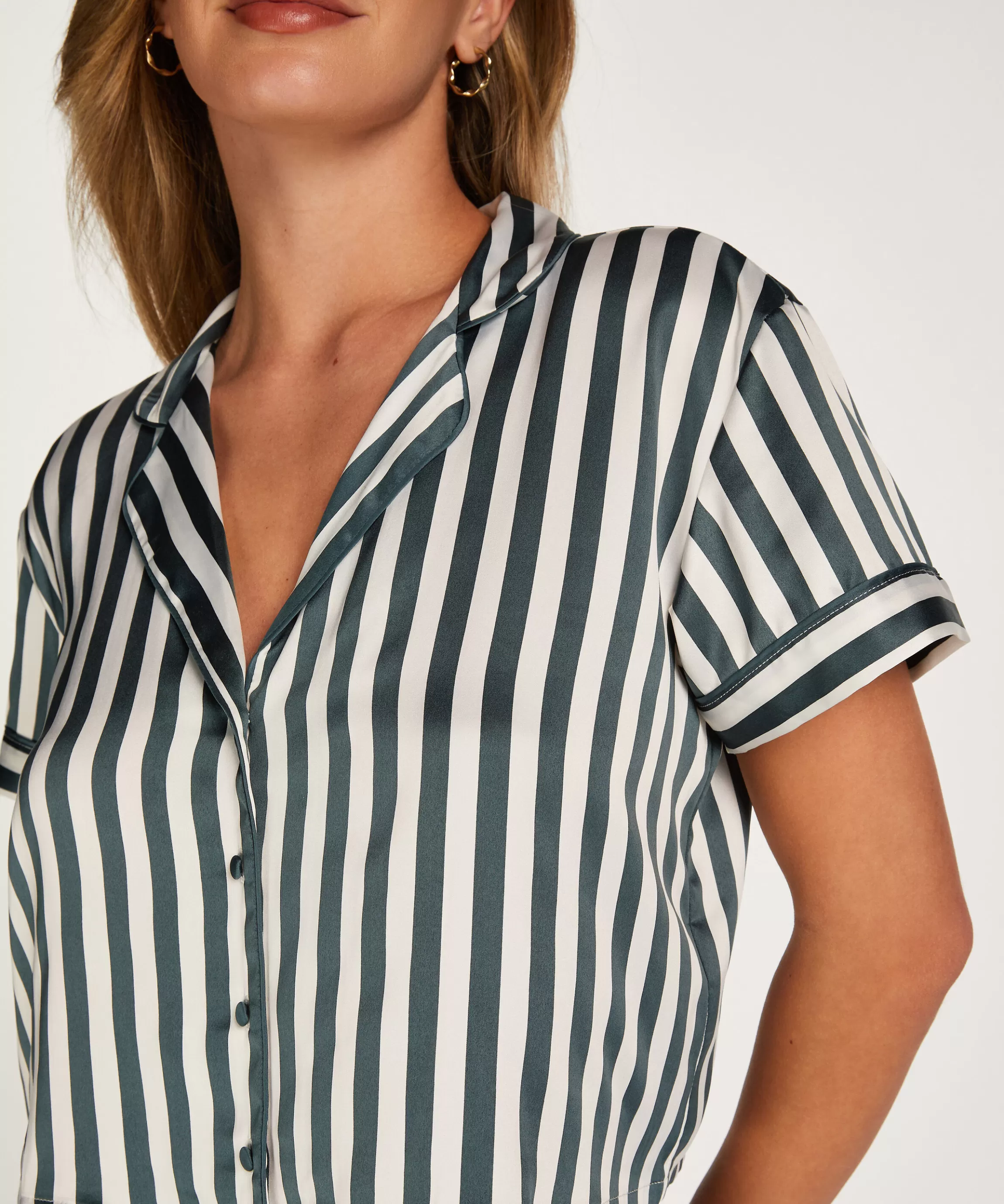 Hunkemöller Pyjamatops*Jacket Satin Groen