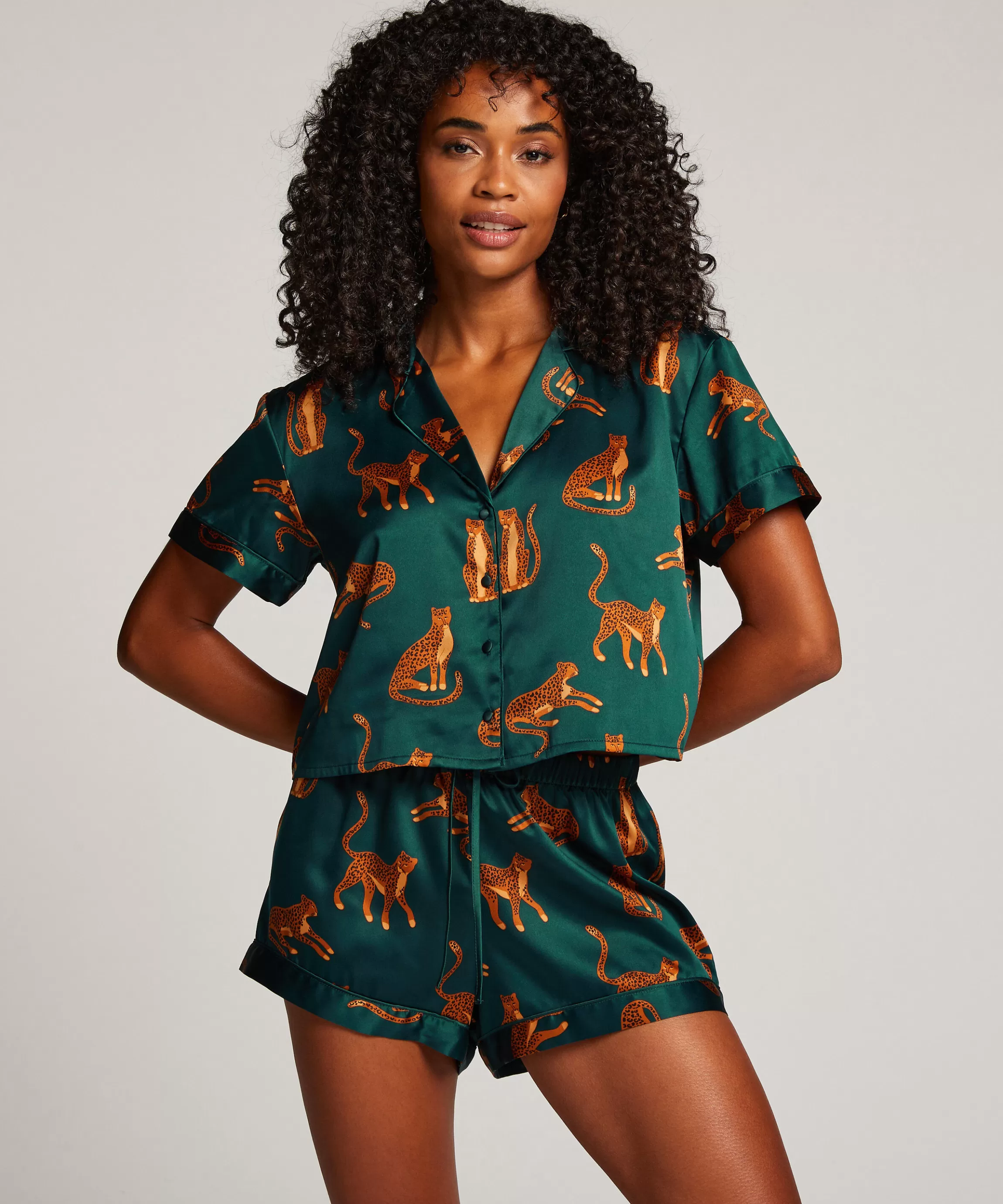 Hunkemöller Pyjamatops*Jacket Satin Groen