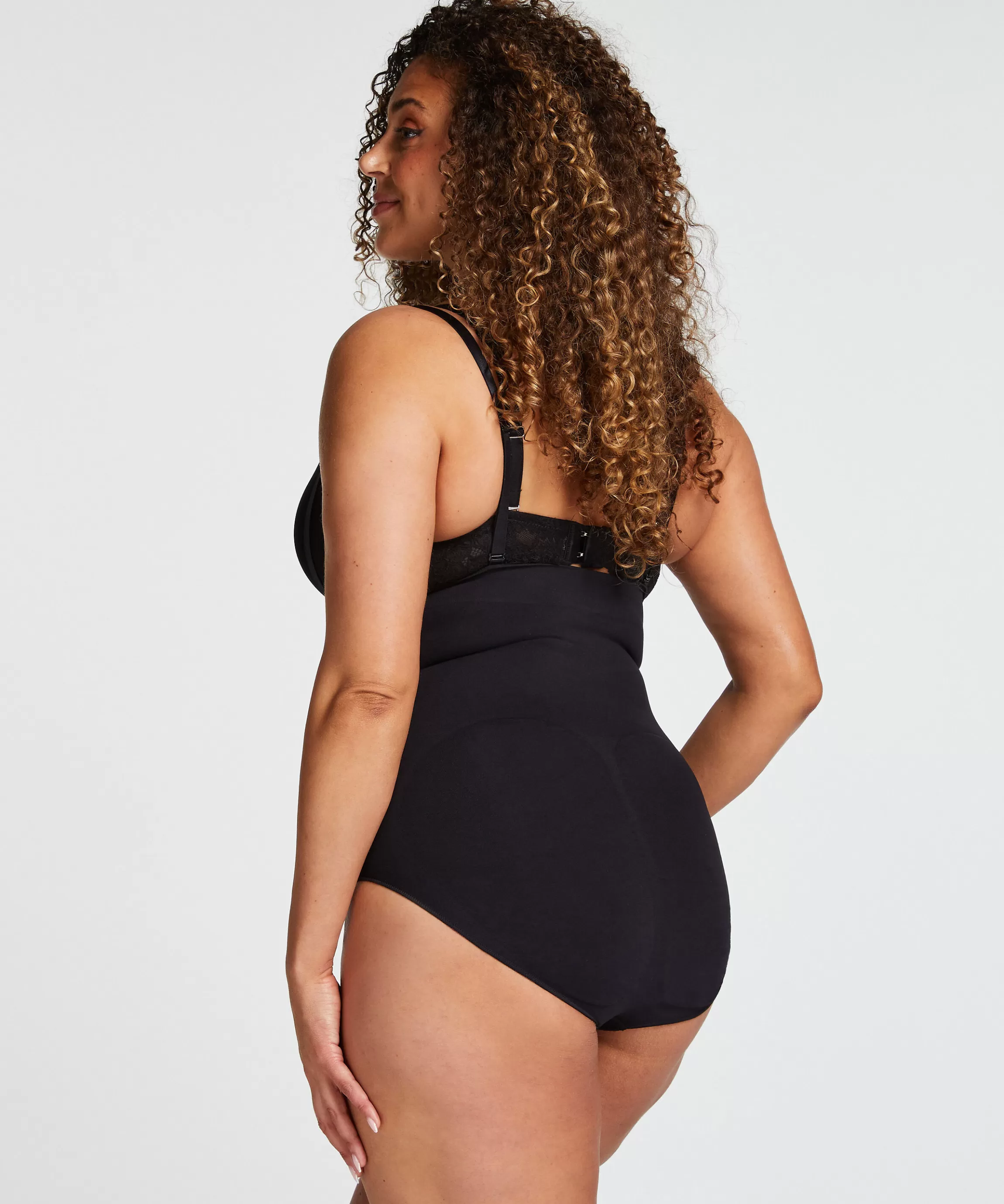 Hunkemöller Shapewear*Naadloze Corrigerend Slip Met Hoge Taille Zwart