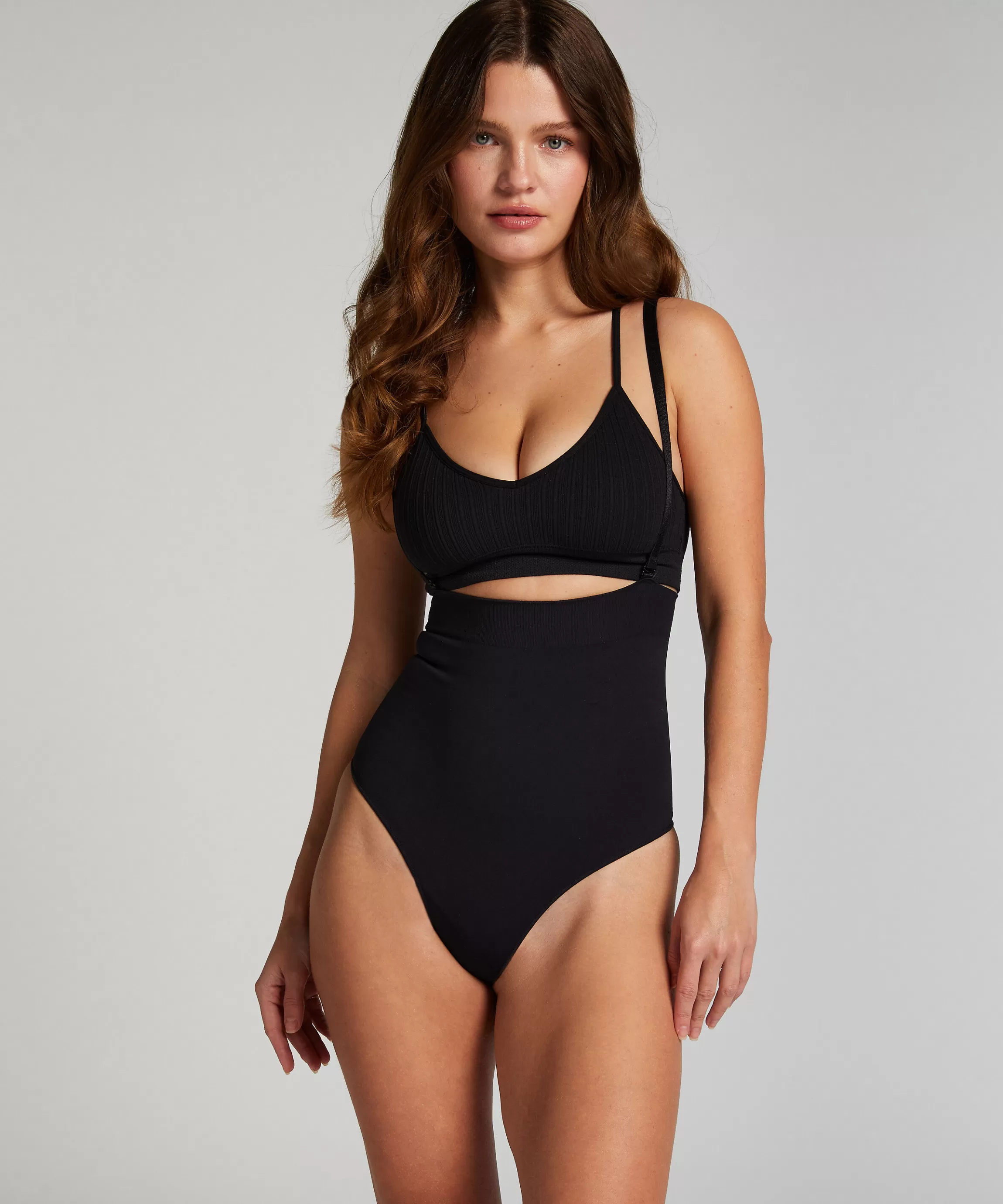 Hunkemöller Strings & Boxerstrings*Naadloze Corrigerend String Met Hoge Taille Zwart