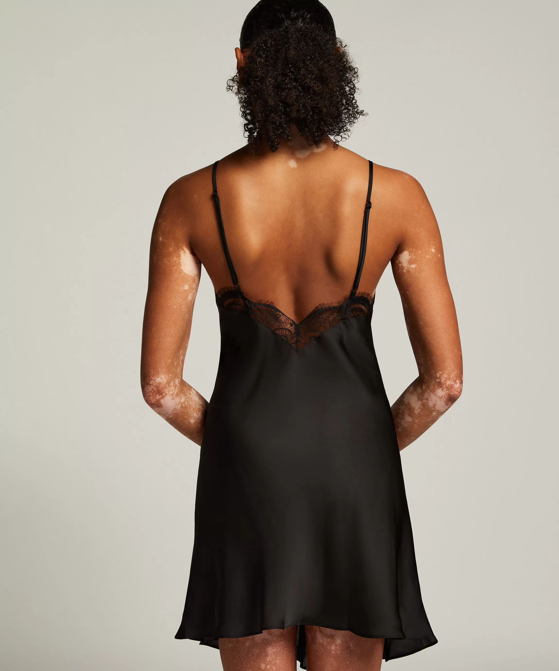 Hunkemöller Slipdresses & Babydolls*Slipdress Satin Zwart