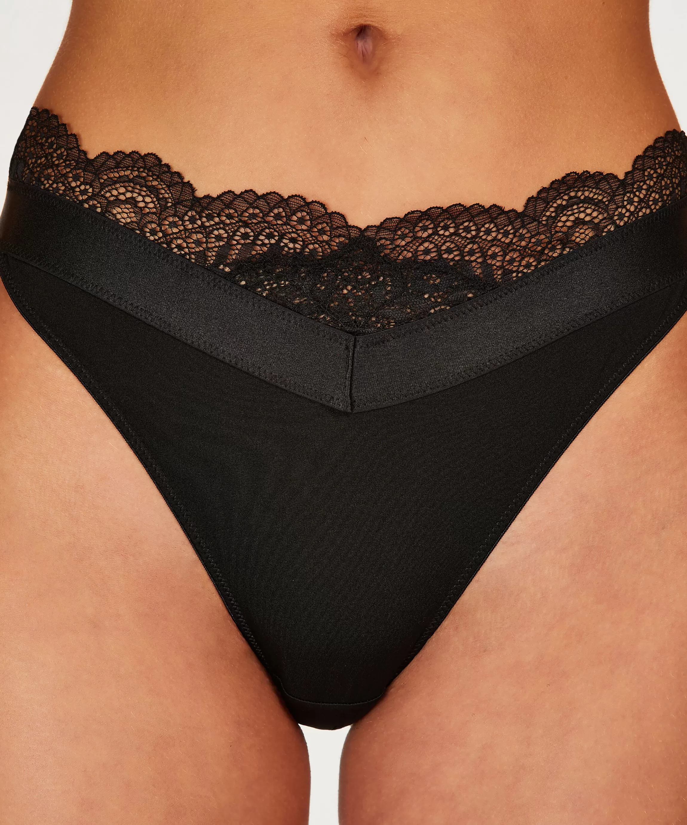 Hunkemöller Strings & Boxerstrings*String Cheyenna Zwart