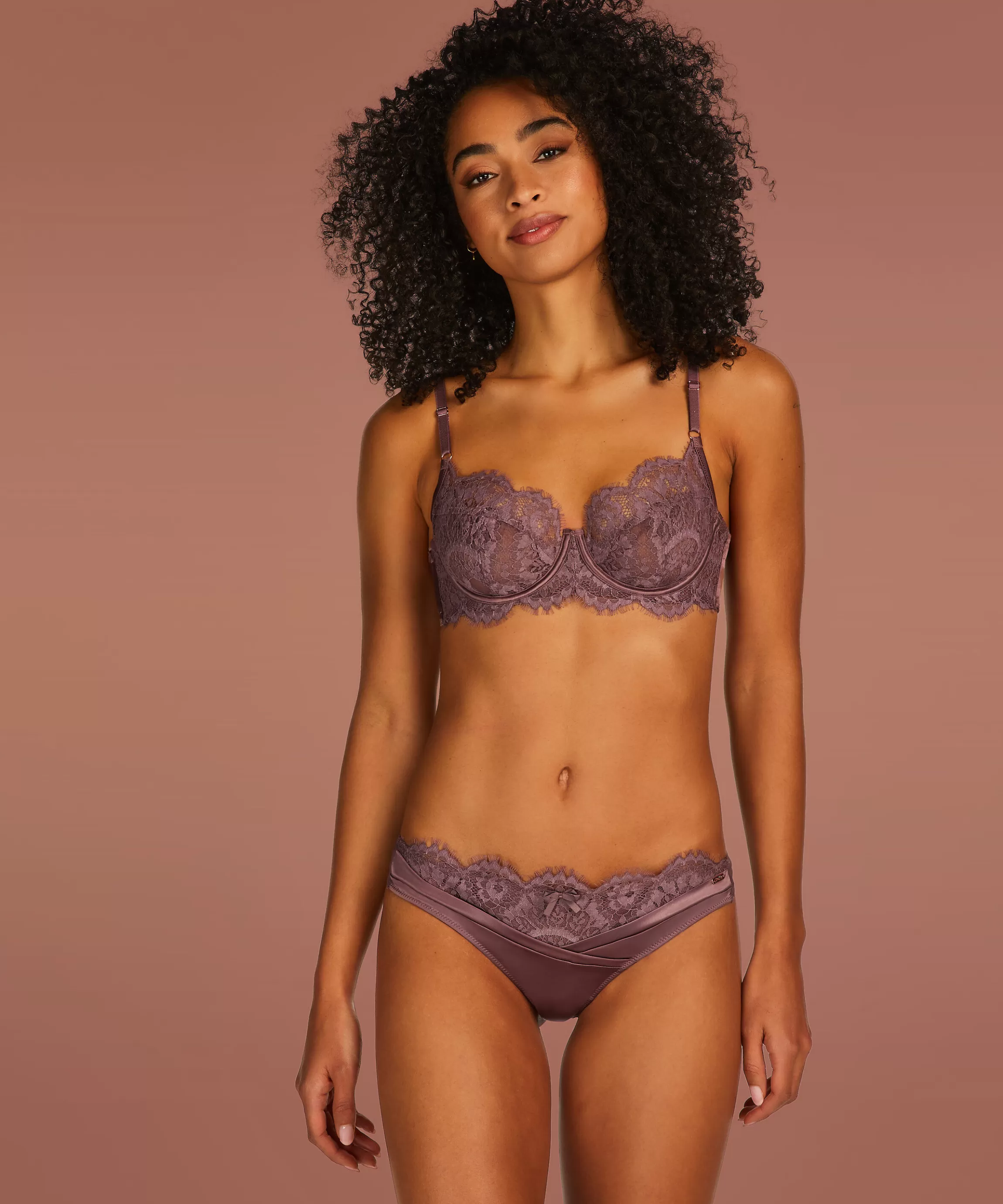 Hunkemöller Strings & Boxerstrings*String Hannako Paars