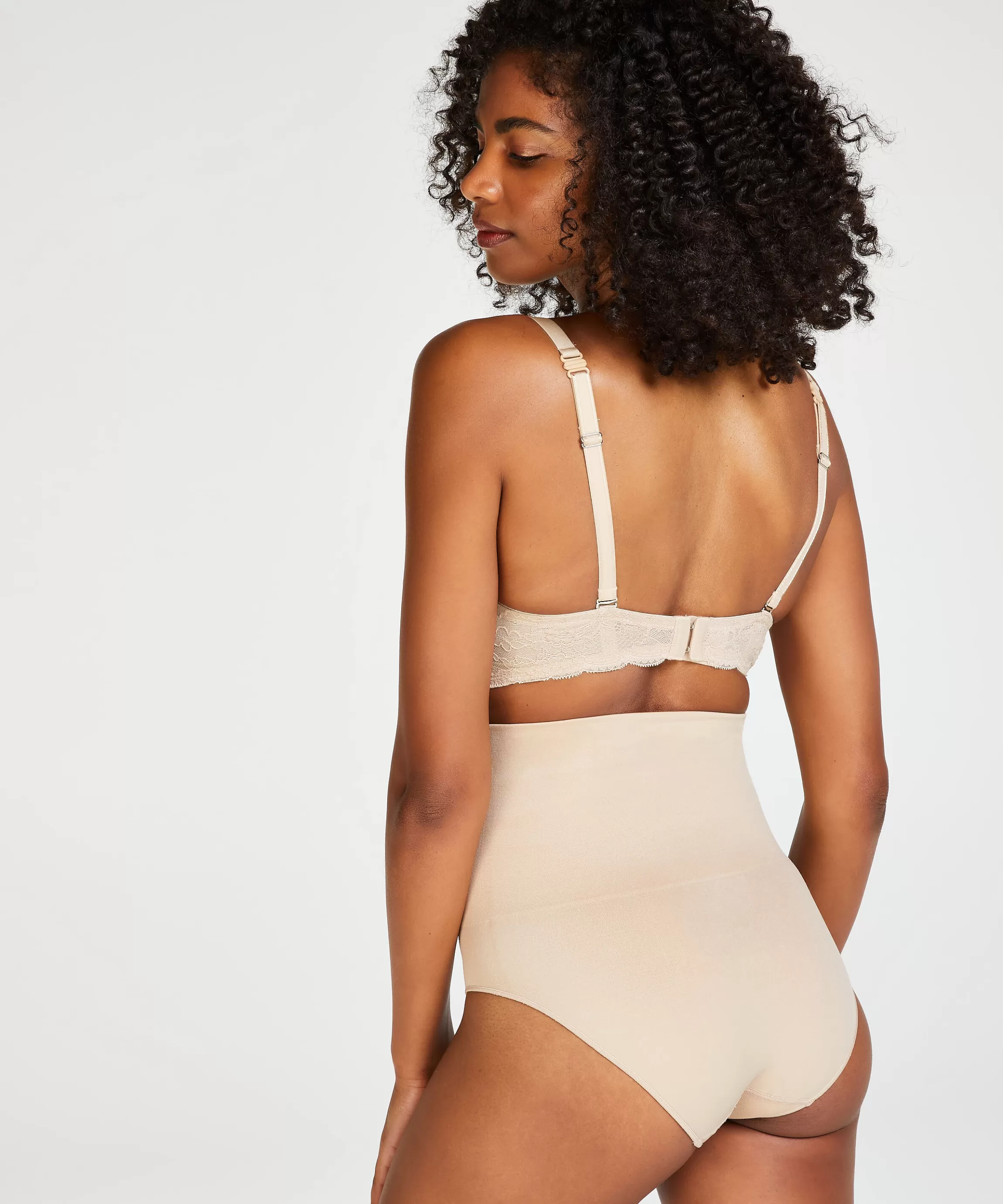 Hunkemöller Hoge Taille Slips*Verstevigende Hoge Slip Beige