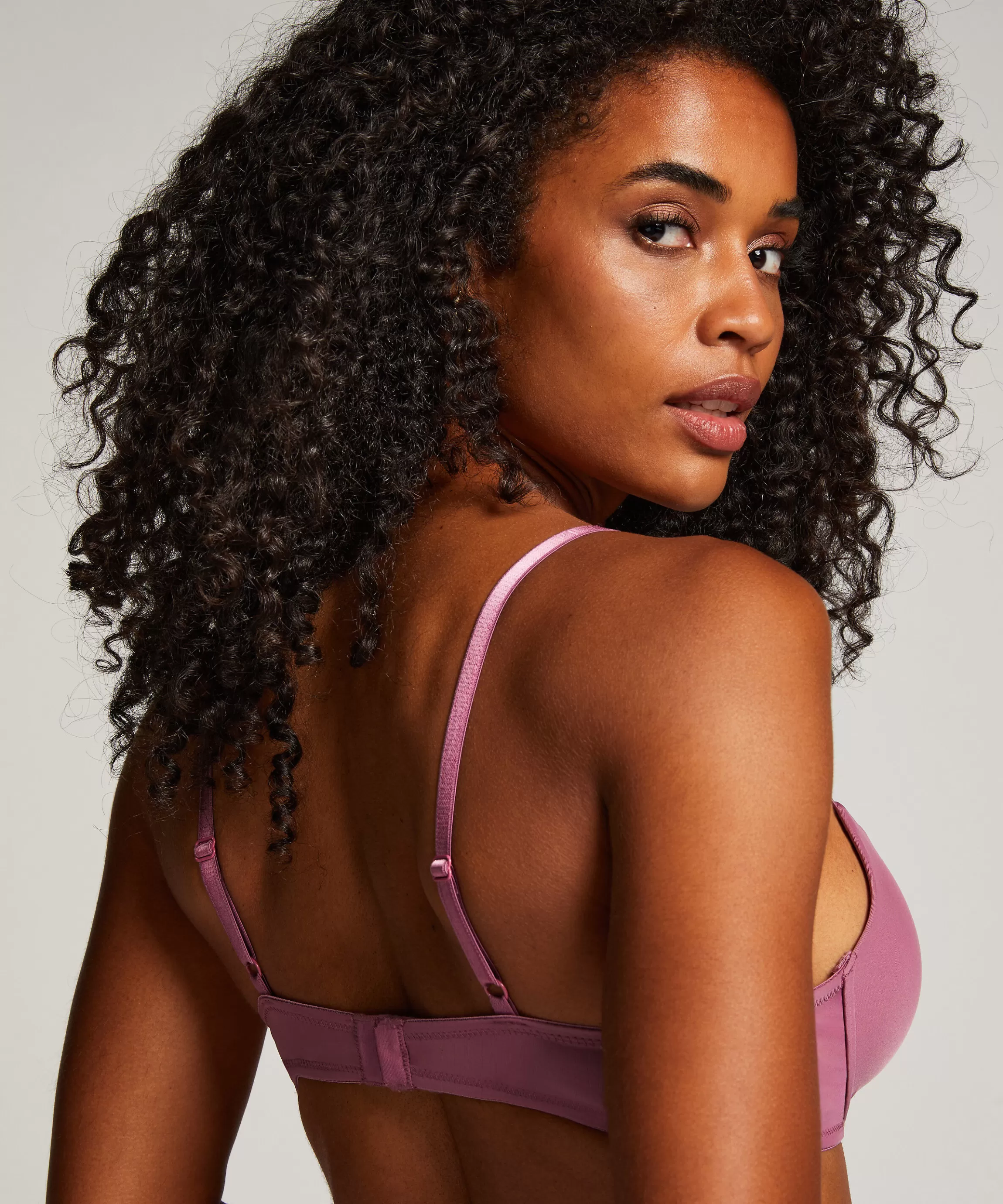 Hunkemöller Voorgevormde Bh'S*Voorgevormde Beugel Bh Plunge Paars
