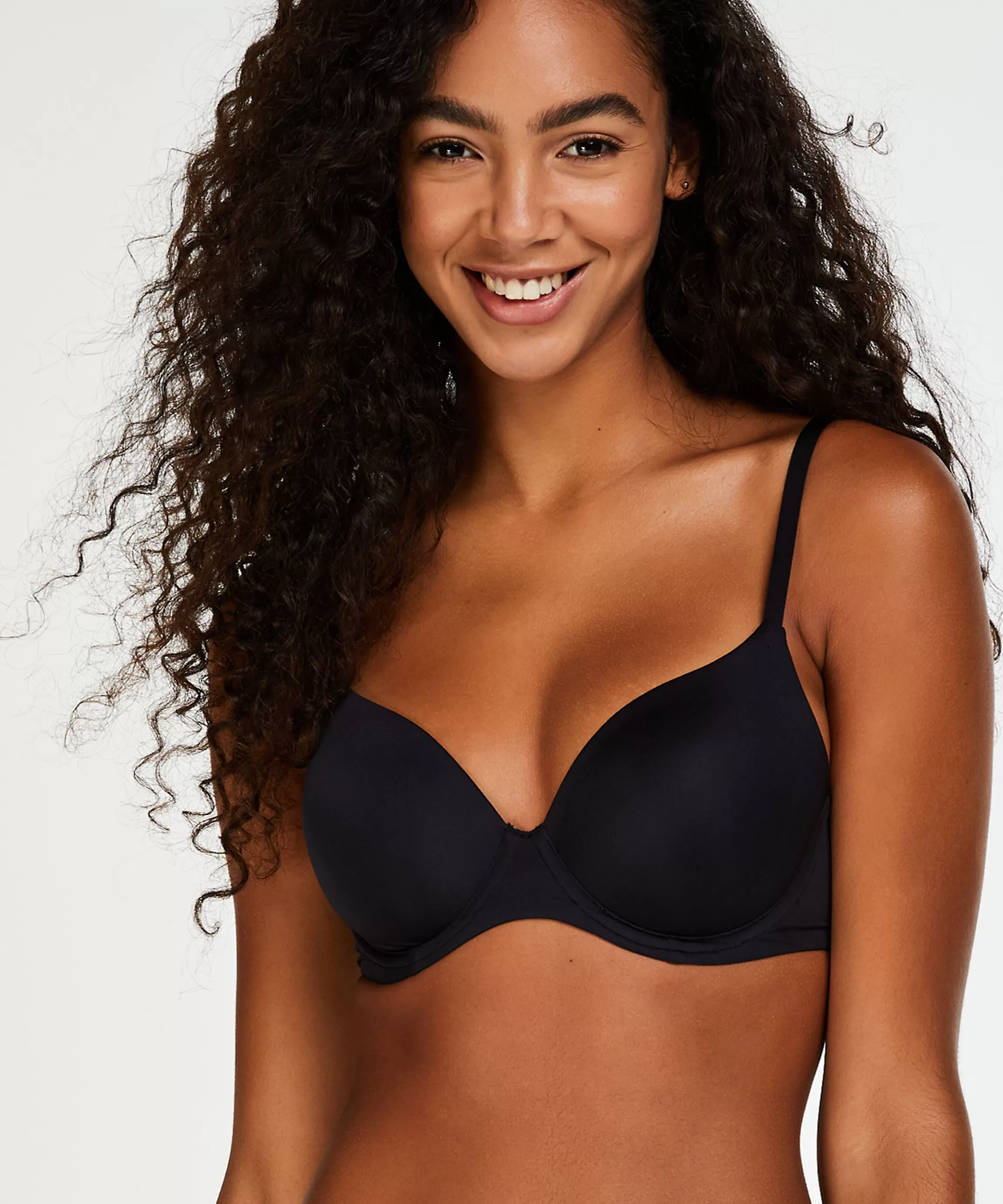 Hunkemöller Voorgevormde Bh'S*Voorgevormde Beugel Bh Super Soft Zwart